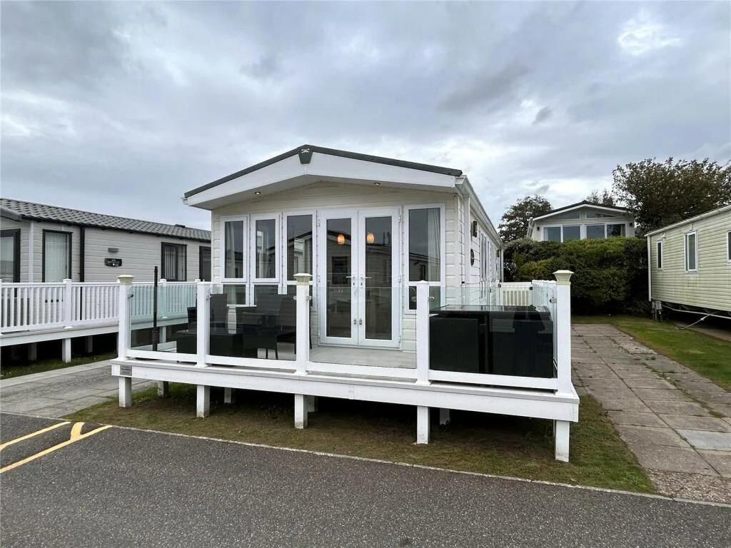 CASA MOVIL 3 DORMITORIOS